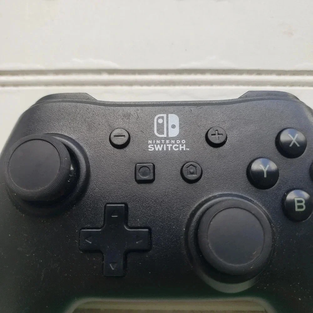 Power A Wired Controller for Nintendo Switch Matte Black Power No Cord Untested